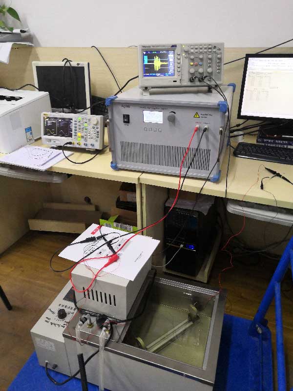 高壓放大器實(shí)驗(yàn)平臺(tái)